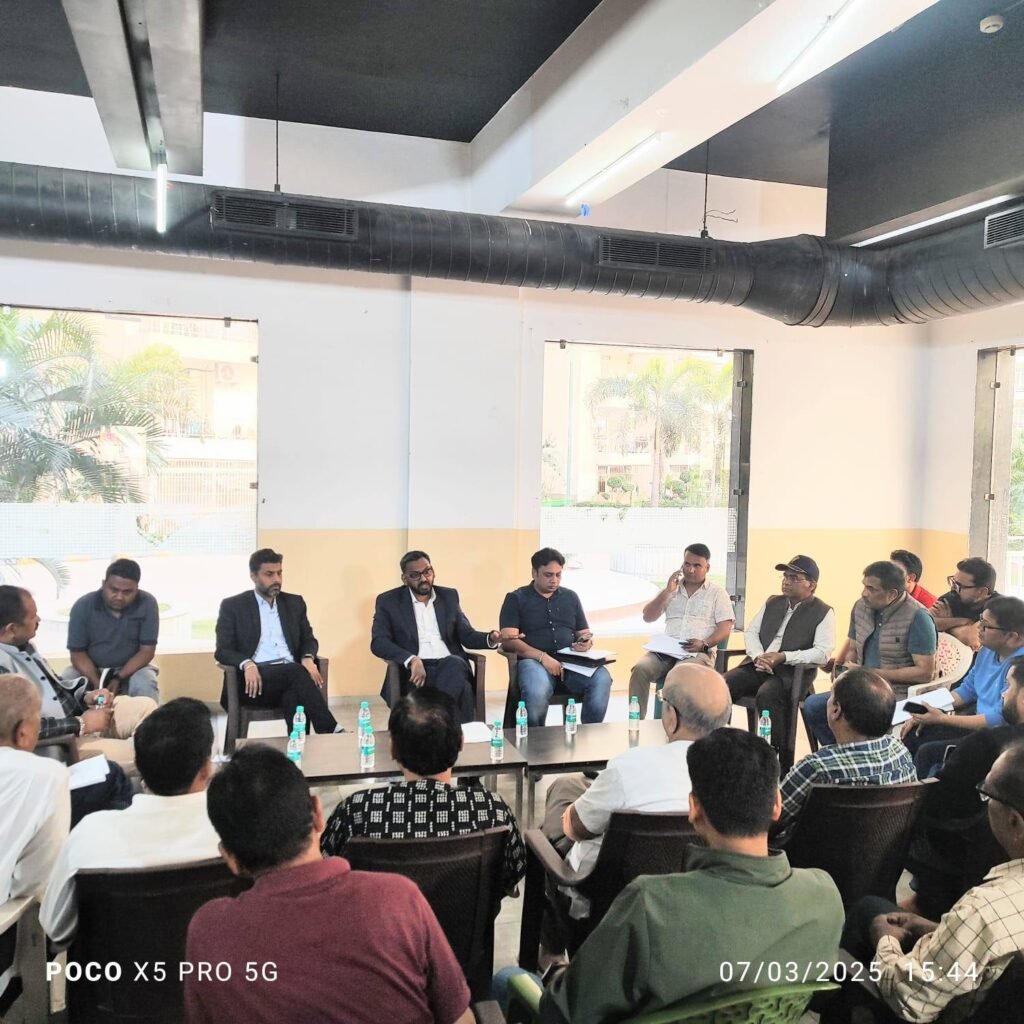 सुपरटेक के निवासियों ने की IRP से मीटिंग मेंटीनेंस एजेंसी का किया विरोध