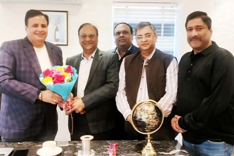 उत्तर प्रदेश उद्योग व्यापार मंडल के दिल्ली एनसीआर के चेयरमैन बने डॉ० पीयूष द्विवेदी