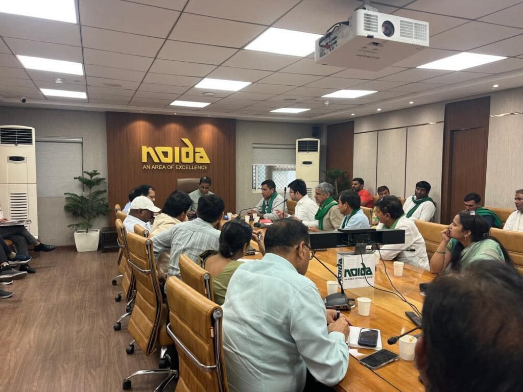 भारतीय किसान परिषद की बिजली विभाग के दफ्तर पर महापंचायत हुई।