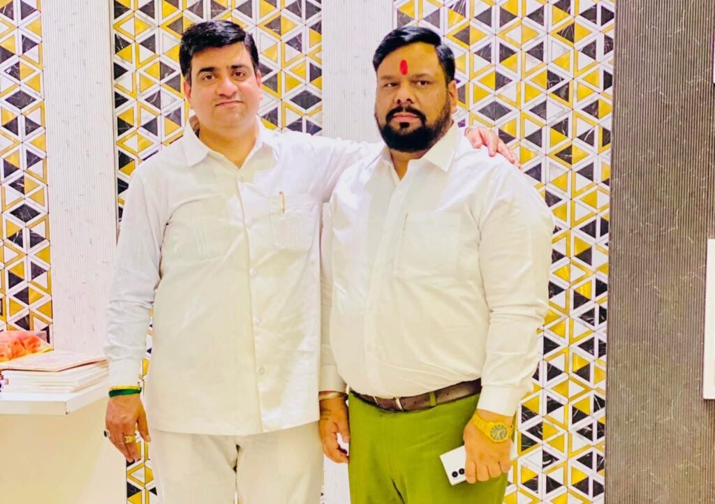 सचिन शर्मा के नेतृत्व में हजारों क्षेत्रवासी मायावती की विचारधारा से प्रेरित होकर पार्टी ज्वाइन करने का फैसला