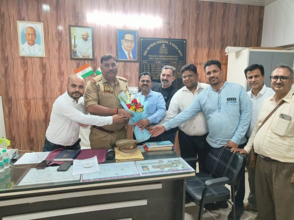 नेफोमा ने बिसरख SHO का किया स्वागत क्षेत्र की समस्याओं पर की चर्चा ।