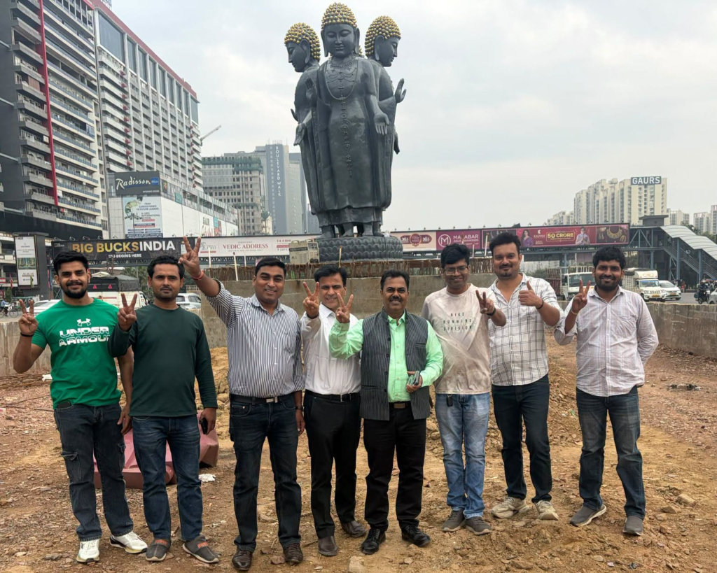 ग्रेटर नोएडा वेस्ट में चार मूर्ति की पुनर्स्थापना पर नेफोमा टीम ने दिया ग्रेटर नोएडा ऑथोरिटी के सीईओ का धन्यवाद